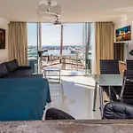 Daire First Line P. Banus Sleeps 4 *