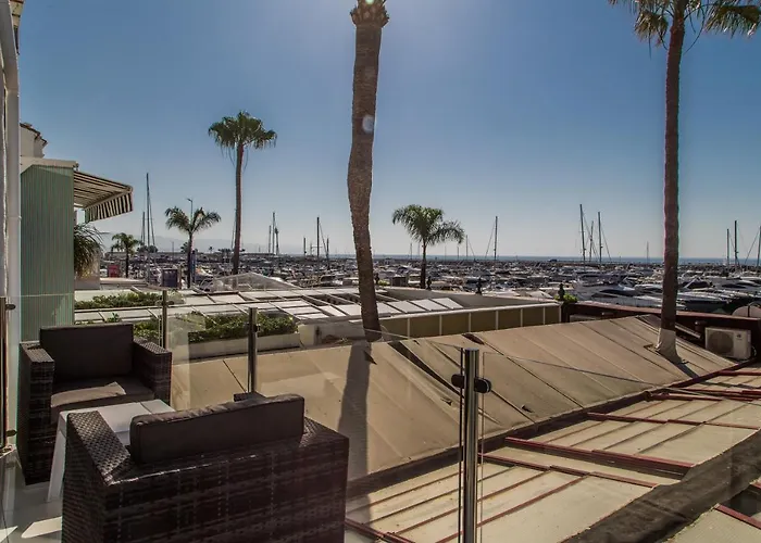 First Line P. Banus Sleeps 4