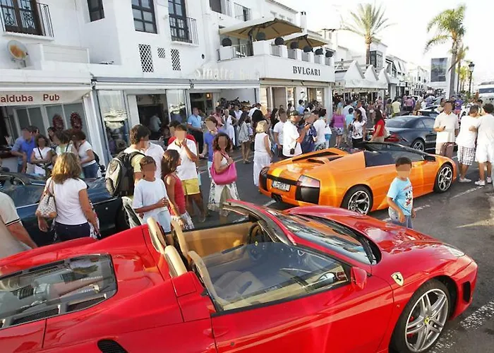 First Line P. Banus Sleeps 4 Lejlighed