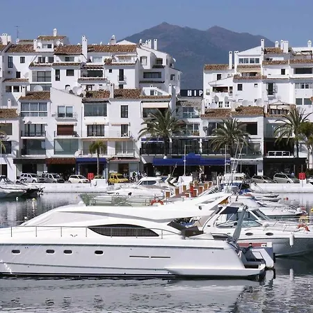 First Line P. Banus Sleeps 4 Marbella