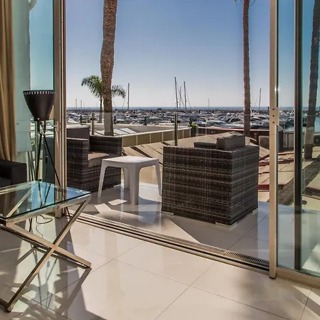 First Line P. Banus Sleeps 4